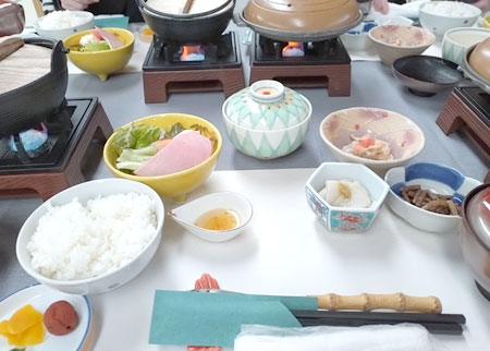 朝食の様子